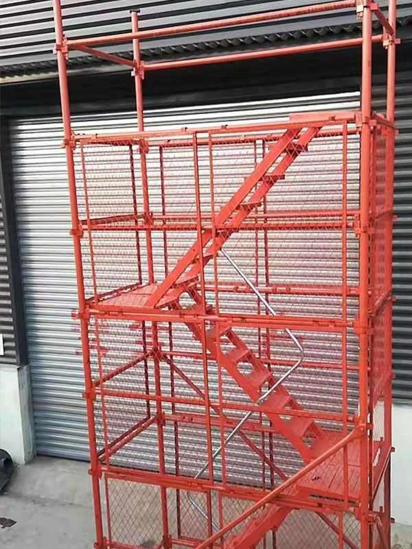 護(hù)網(wǎng)式安全爬梯在施工安全管理中的重要性