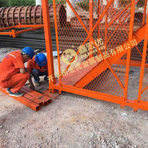 框架式橋梁施工安全梯籠 籠式附網(wǎng)安全爬梯與重型梯籠在腳手架體系中的應(yīng)用
